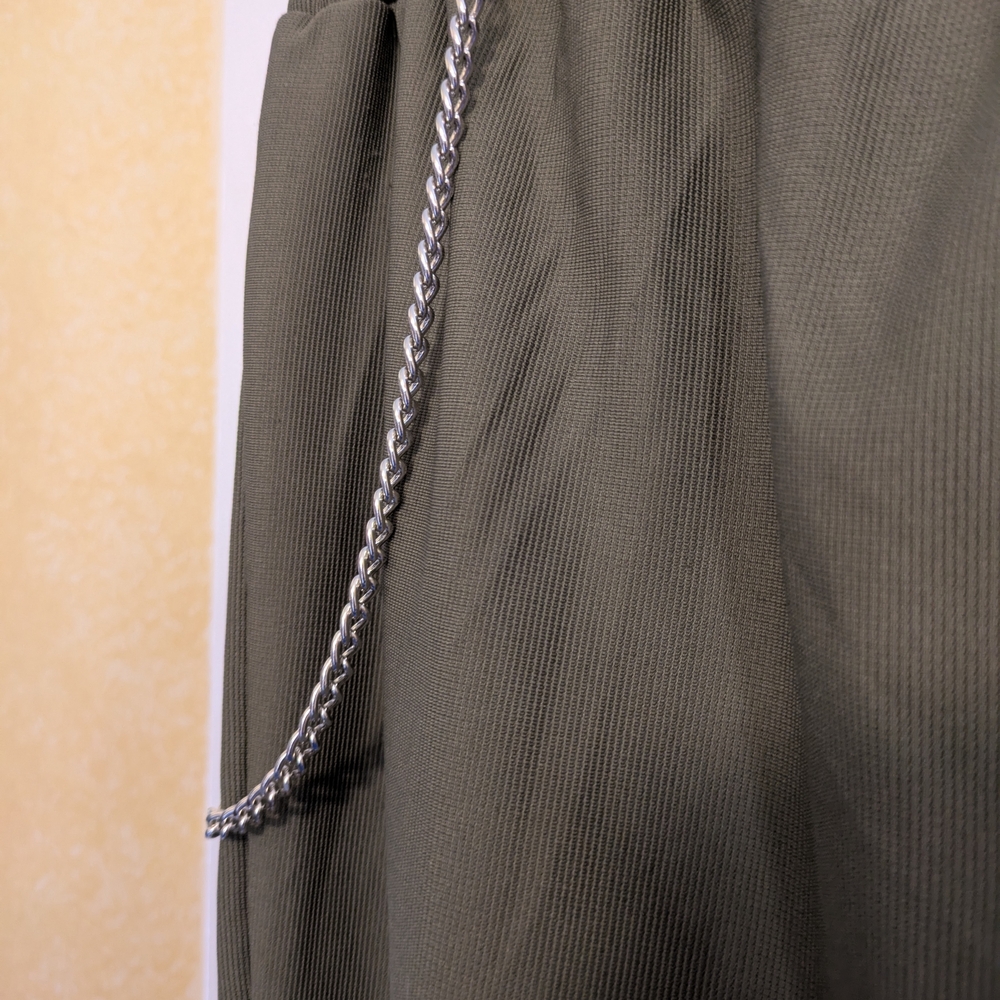 Rue21 Olive Green Ribbed Cargo Joggers with Silver Chain – Size Large - Picture 4 of 6